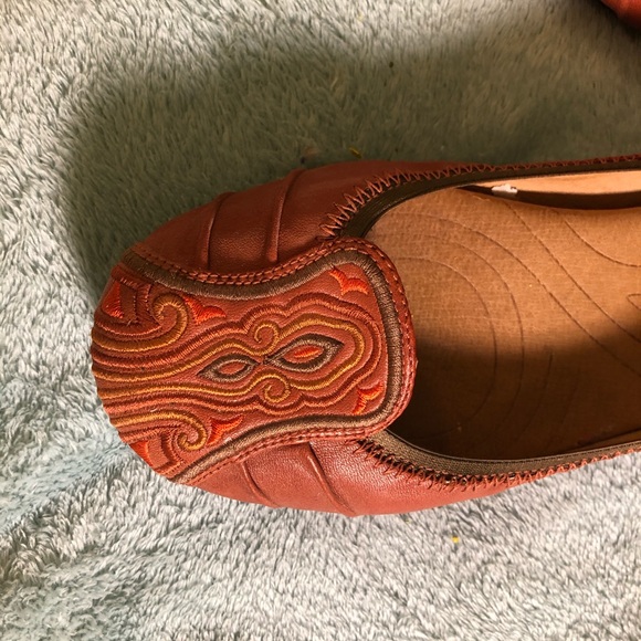 Red Ballet Flats - Picture 2 of 2